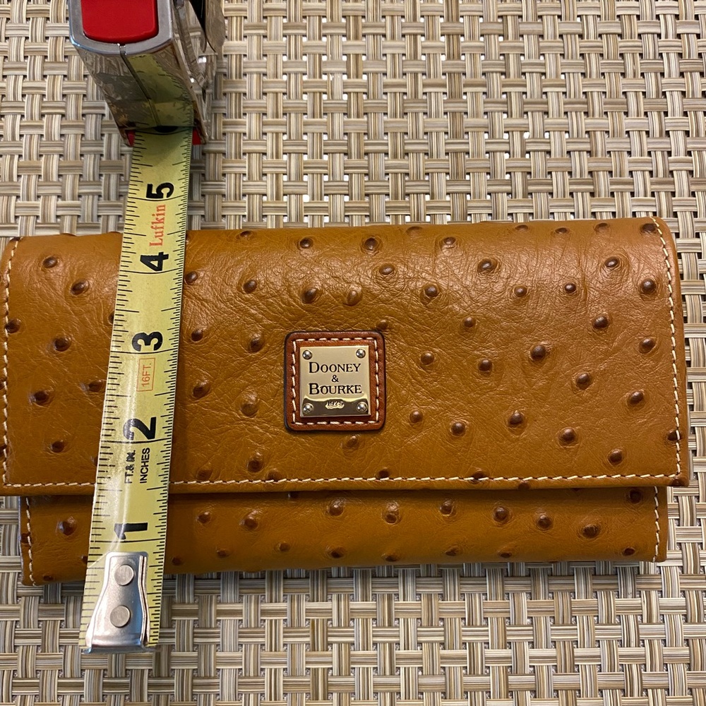 Large Dooney and Bourke wallet